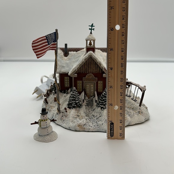 Hawthorne Village Winter Memories Little Red School House” Terry Redlin -  2000 - Picture 15 of 16